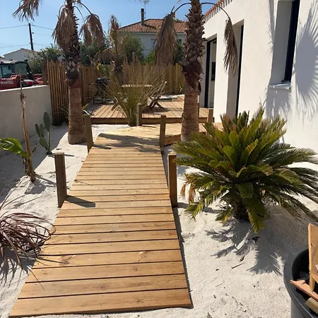Aux 4 Coins Du Monde Jacuzzi Privatif Villa *